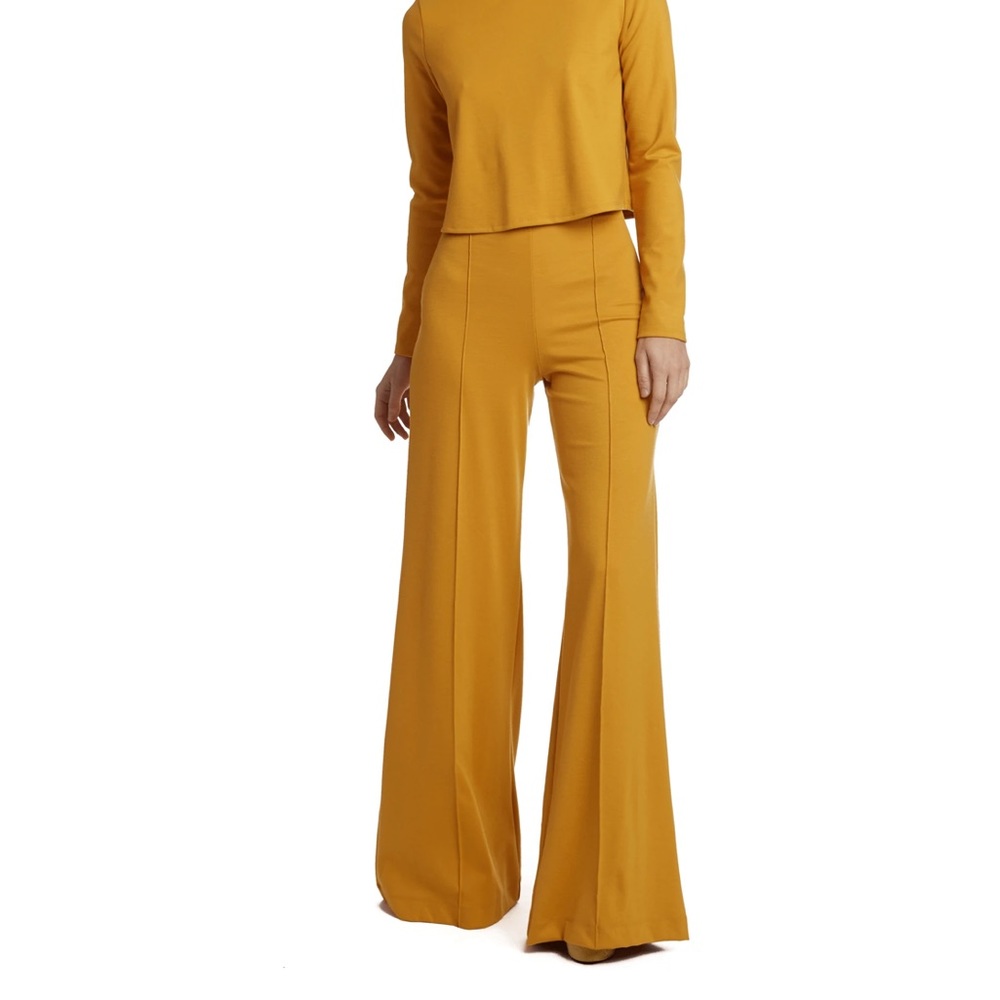 NWOT Mustard Ponte Knit Wide Leg Pant: Size small